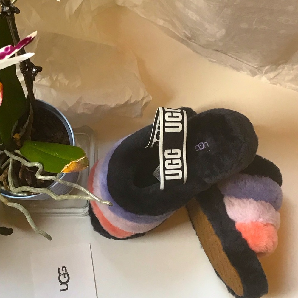 UGG | U.S. Sz 7 |  Fluff Yeah Slide | Multi-Color - Picture 3 of 13